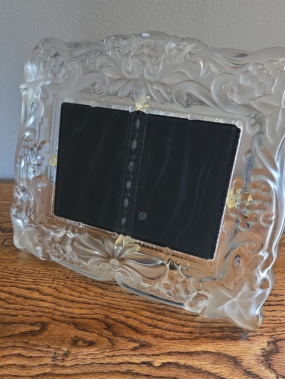 Ornate Clear Glass Photo Frame - Clear
